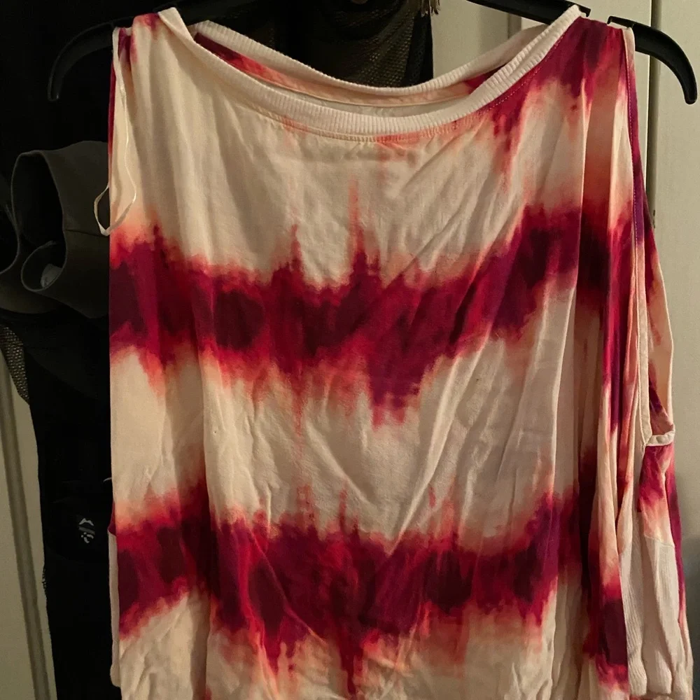 Top - Picture 1 of 3